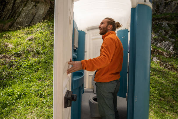 Portable Toilet Options We Offer in Highland, IL